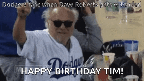 Dodgers Fans Dave Roberts GIF - Dodgers Fans Dave Roberts GIFs