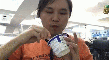 岡崎体育 ヨーグルト  美味しい　ダイエット　乳酸菌 GIF