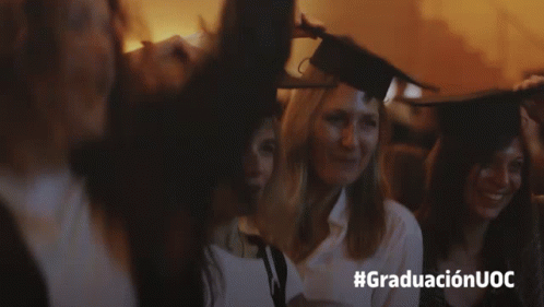 Birretes Graduación GIF - Birretes Graduación Uoc GIFs
