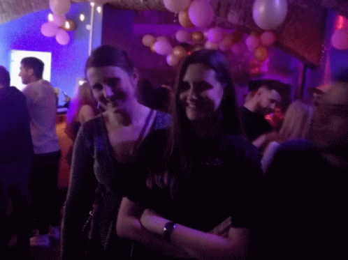 Party Weekend Vibes GIF - Party Weekend Vibes Friday Mood GIFs