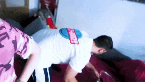 Vi Tuber Cansado GIF