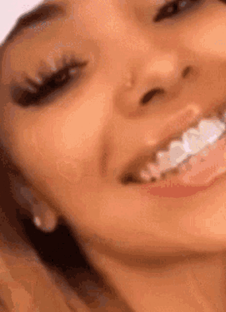 Smile Teeth GIF - Smile Teeth Girl GIFs