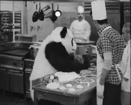 Panda Enojado Regando La Salsa En La Cocina GIF - Panda Throw Sauce GIFs
