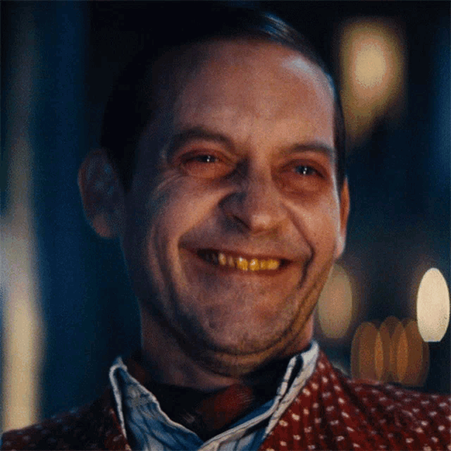 Laughing James Mckay GIF - Laughing James Mckay Tobey Maguire GIFs