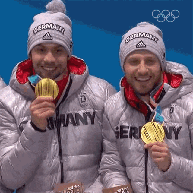 Look At Our Medal Luge GIF - Look At Our Medal Luge Tobias Arlt GIFs