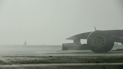 Dc On Seven Start Hotel GIF - Total F1 Racing GIFs