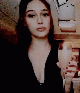 Cheers Alycia Debham Carey GIF - Cheers Alycia Debham Carey Fear The Walking Dead GIFs