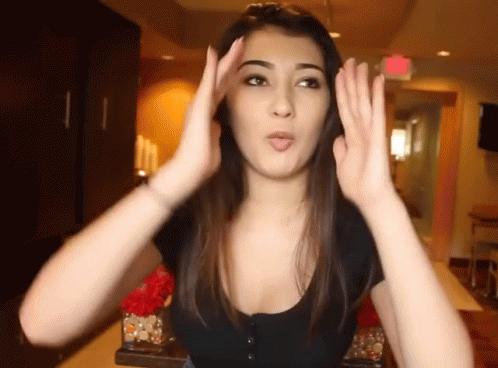 Karlee Steel What The Hell GIF - Karlee Steel What The Hell Wth GIFs