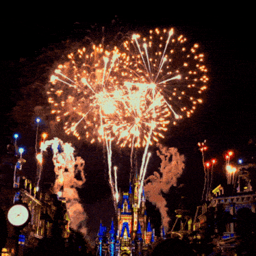 Magic Kingdom Fireworks GIF - Magic Kingdom Fireworks Finale GIFs