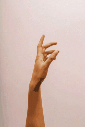 Hand Changing Colors GIF - Hand Changing Colors Reaching Out GIFs