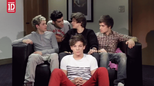 Love Those Guys! Louis 4ever GIF - One Direction 1d GIFs