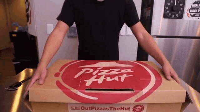 Pizza Hut Pizza Box GIF - Pizza Hut Pizza Box Giant Box GIFs