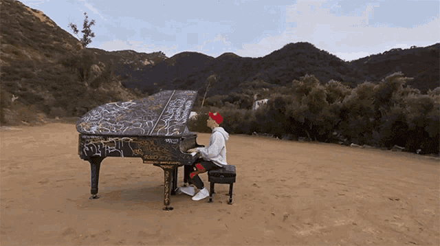 Pianist Justin Bieber GIF - Pianist Justin Bieber Available GIFs