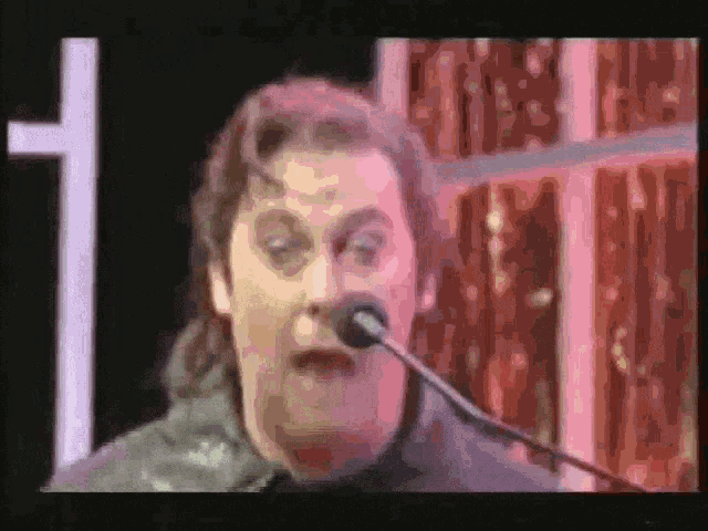 Bryan Ferry Roxy Music GIF - Bryan Ferry Roxy Music Virginia Plain GIFs