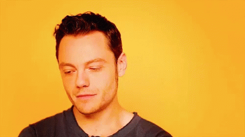 Tiziano Ferro Smiling GIF - Tiziano Ferro Smiling Remembering GIFs