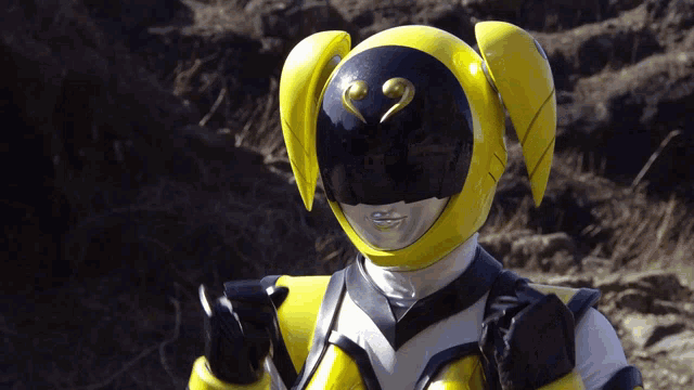 Episode3 Akiba Yellow GIF - Episode3 Akiba Yellow Shocked GIFs