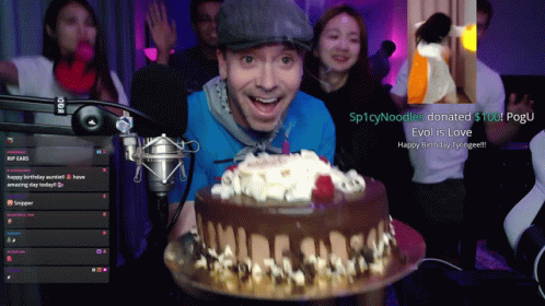 Tyongeee Birthday GIF - Tyongeee Birthday Cake GIFs