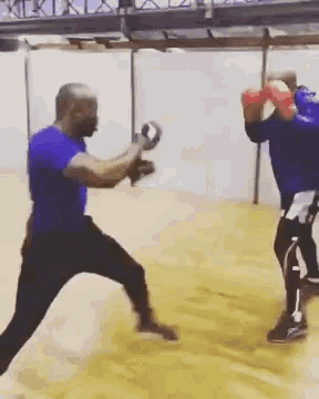Boxing Rohff GIF - Boxing Rohff Sparring GIFs
