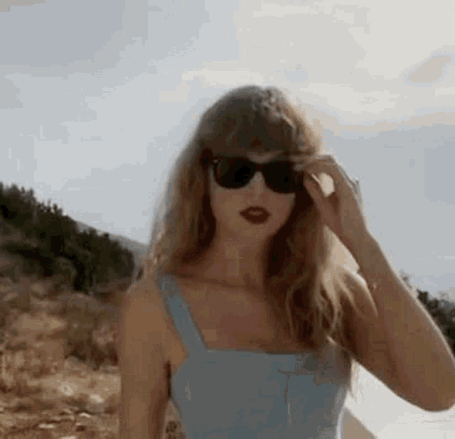 Taylor Swift Taylor Swift Wink GIF