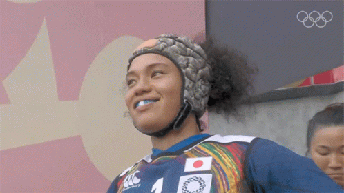 Smiling Raichieru Miyo Bativakalolo GIF - Smiling Raichieru Miyo Bativakalolo Japan Womens Rugby Team GIFs