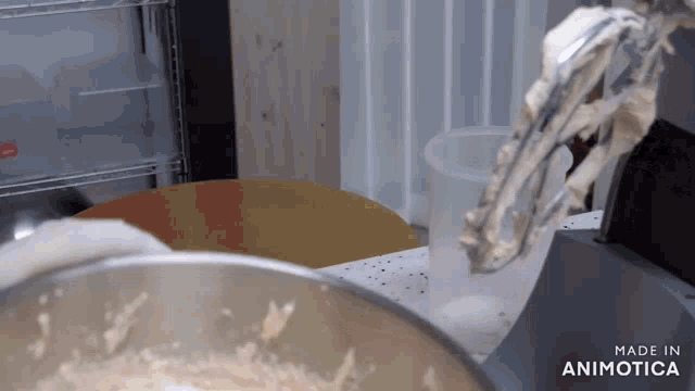 a mixer is being used in a video that was made in animotica