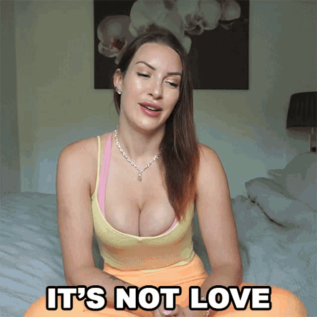 Its Not Love Tracy Kiss GIF - Its Not Love Tracy Kiss That Isnt Love GIFs