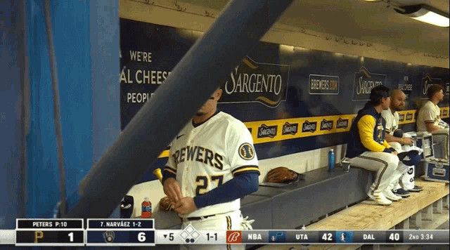 Willy Adames GIF - Willy Adames Milwaukee GIFs