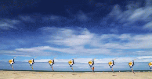 Dancing Kites GIF - पतंग उड़ाना Kiteflying GIFs