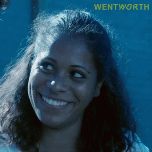 Laughing Doreen Anderson GIF - Laughing Doreen Anderson Wentworth GIFs