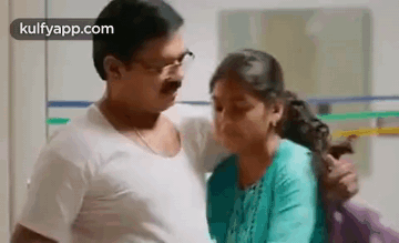 Hug.Gif GIF - Hug Nimisha Sajayan Malayalamngalyam Thanthunanena GIFs