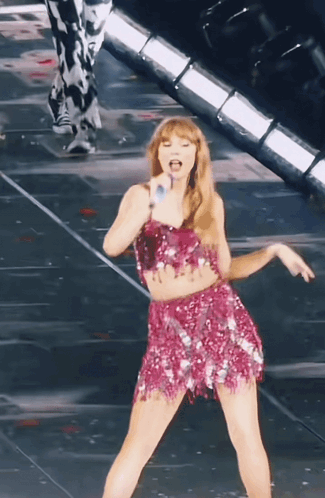 Stantwt Taylor Swift GIF - Stantwt Taylor Swift Style GIFs