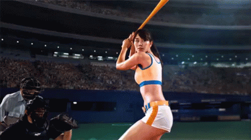 汗だく　神スイング 稲村亜美 GIF - Ami Inamura Kami Swing Batter GIFs