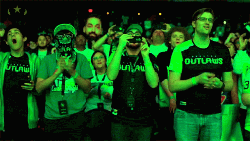 Clapping Outlaws GIF - Clapping Outlaws Cheering GIFs