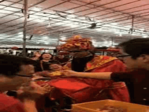 Workers Party GIF - Workers Party Helping GIFs