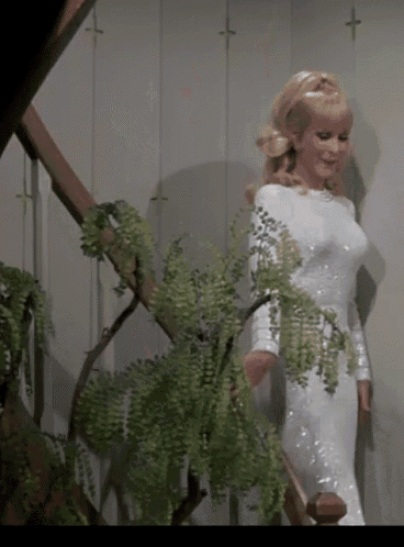 Jeannie White Dress GIF - Jeannie White Dress Barbara Eden GIFs