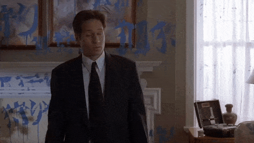 Well That'S A Little On The Nose Don'T You Think Mulder GIF - Well That'S A Little On The Nose Don'T You Think Mulder The Xfiles GIFs