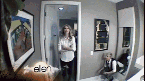 Best Of Ellen Scares  GIF - Ellen Scare Cam Taylor Swift GIFs