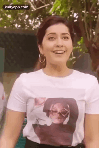 Happy.Gif GIF - Happy Raashi Khanna Actress GIFs