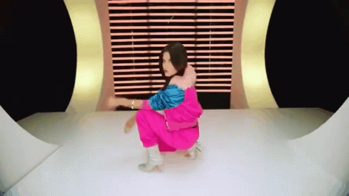 Maite Perroni Dancing GIF - Maite Perroni Dancing GIFs