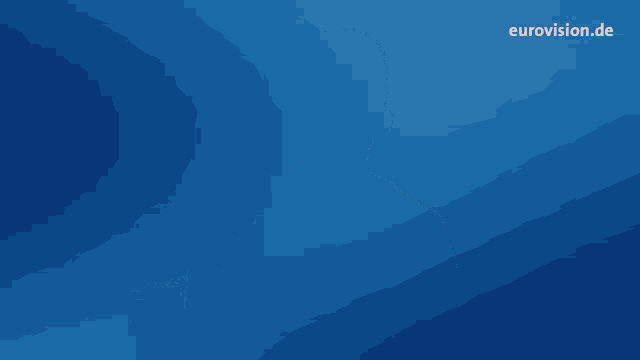 a young man waves his hand in front of a blue background with eurovision.de written on it