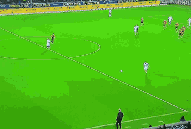 Foul Eintracht GIF - Foul Eintracht Frankfurt GIFs
