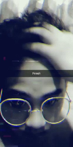 Zee Fresh GIF - Zee Fresh Selfie GIFs