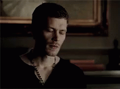 The Originals GIF - Klaus Mikaelson The Originals Laughing GIFs