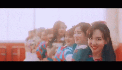 Twice Dahyun GIF - Twice Dahyun Nayeon GIFs