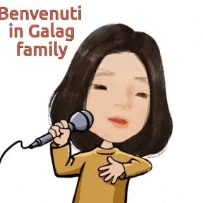 a cartoon of a woman singing into a microphone with the words benvenuti in galag family .