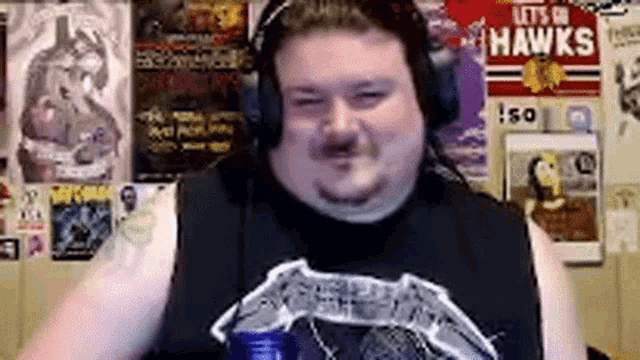 Smiling Celticcorpse GIF - Smiling Celticcorpse Trying Not To Laugh GIFs