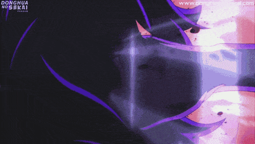 a purple anime character with the website donghuanosekai.com in the lower right corner