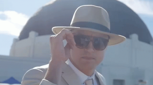 Pull The Shades Down Danny Mullen GIF - Pull The Shades Down Danny Mullen Checking Things Out GIFs