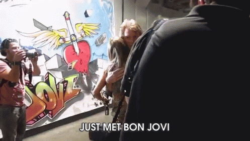 Just Met Bon Jovi Reaction GIF - Bon Jovi Celebrity Reporting GIFs