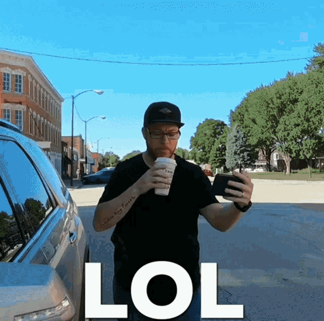 Laugh Out Loud Spitting GIF - Laugh Out Loud Spitting Drink GIFs
